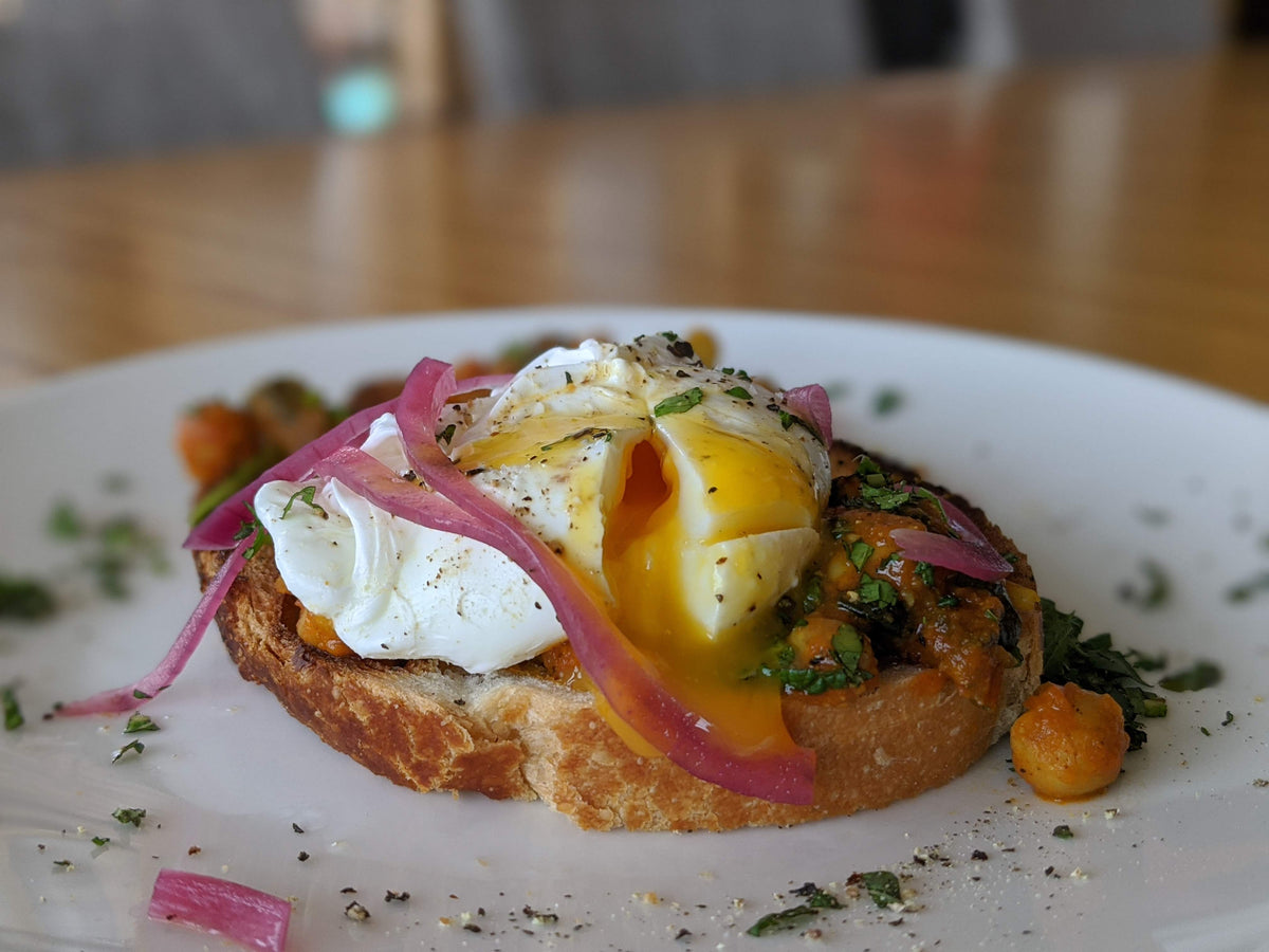 How To Make An Epic Curry Brunch