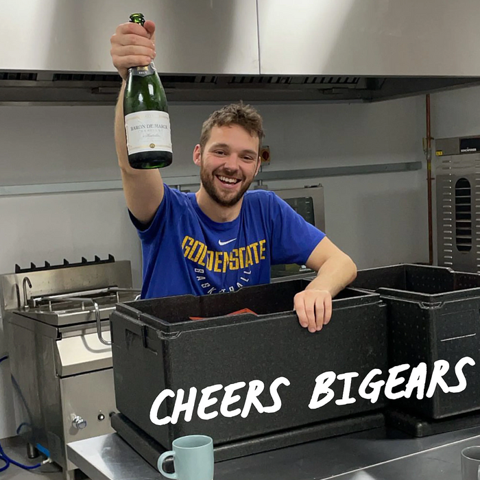  Champagne vibes celebrating every win 🥂✨ 